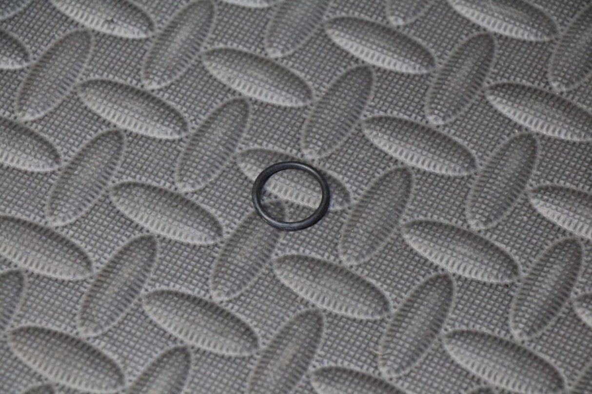 Vito's Yamaha Banshee o-ring for coolant transfer tube on clutch cover cases 1