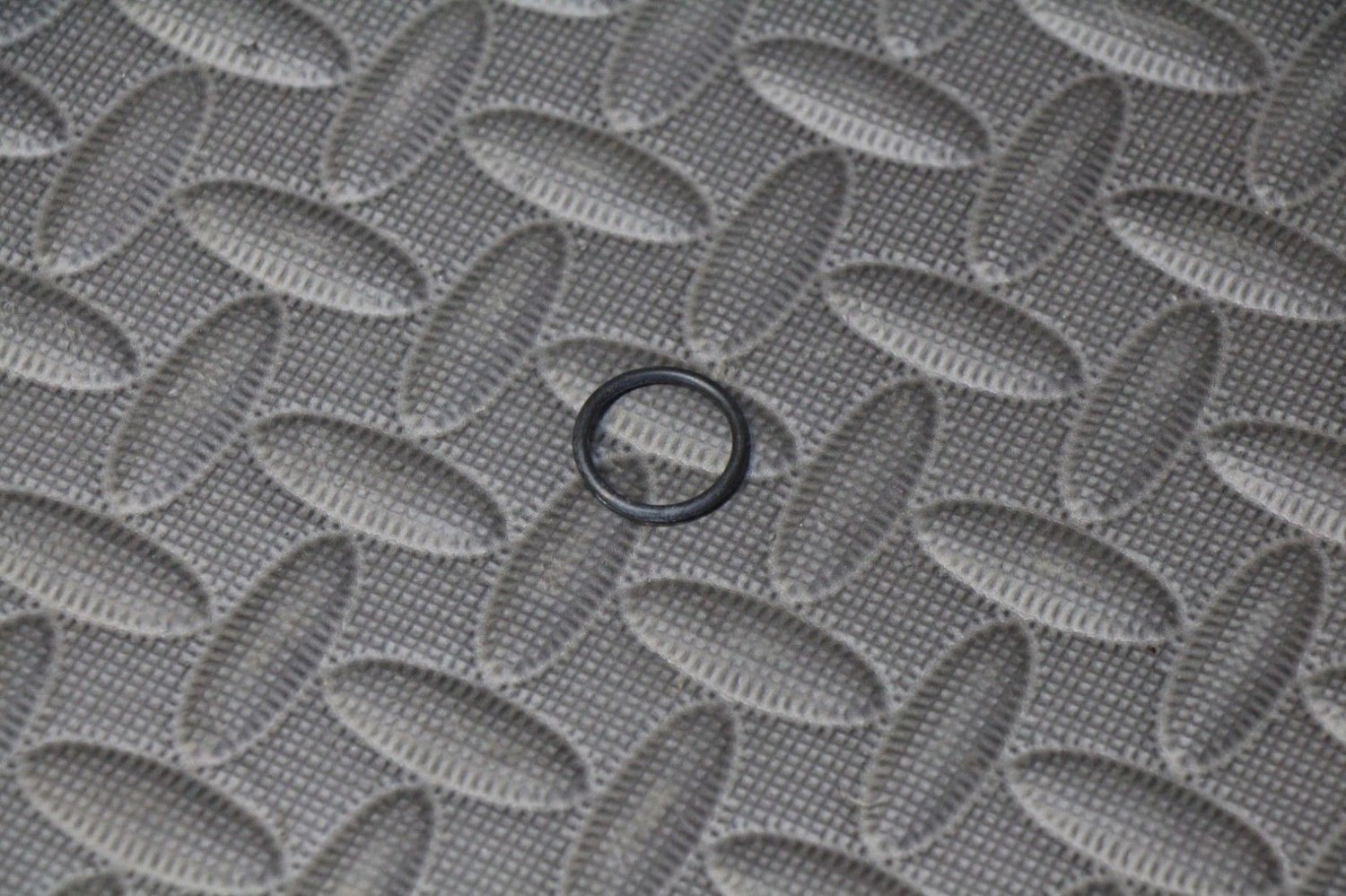 Vito's Yamaha Banshee o-ring for coolant transfer tube on clutch cover cases 1