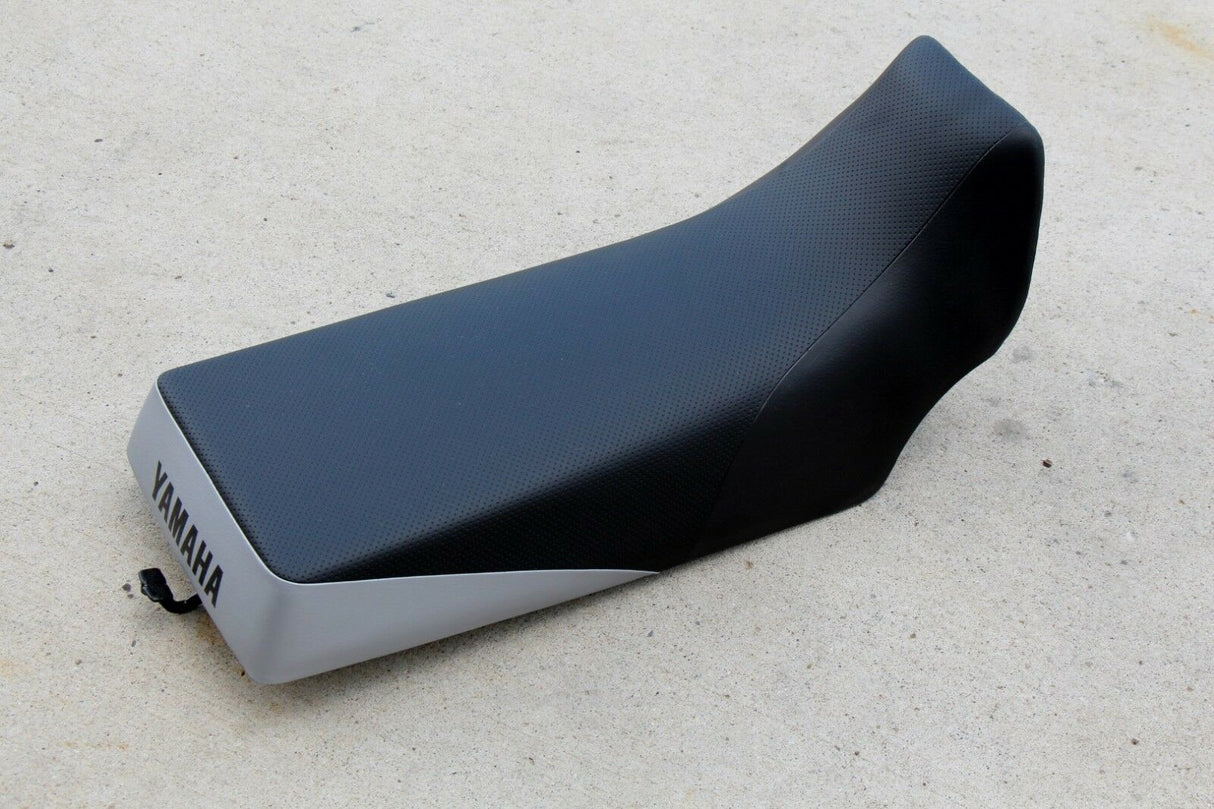 NEW Yamaha Banshee complete seat BLACK SILVER  cover latch foam 1987-2006 OEM 2