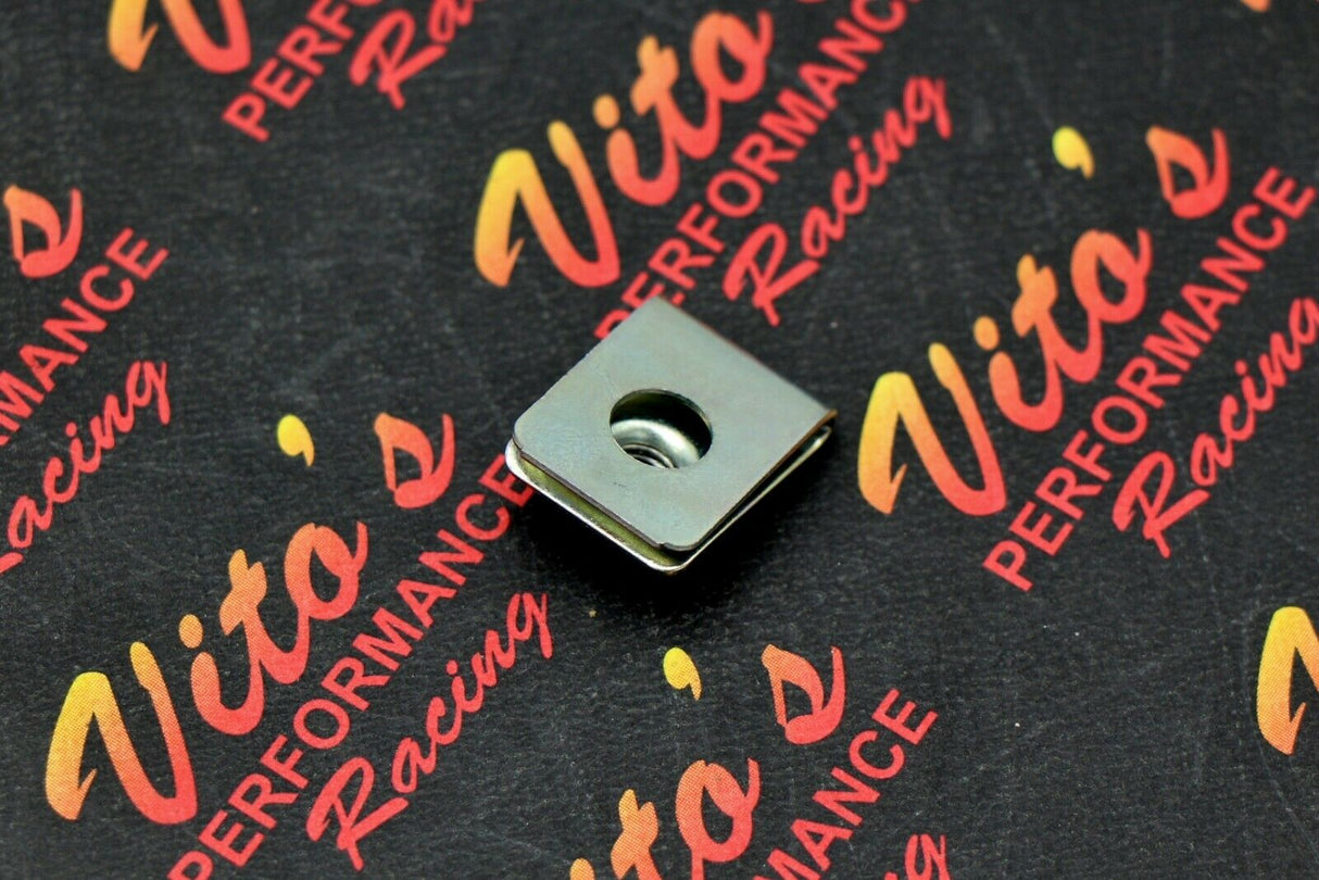 1 X New spring nut clip front grill mount plastic OEM Factory Yamaha Banshee 2