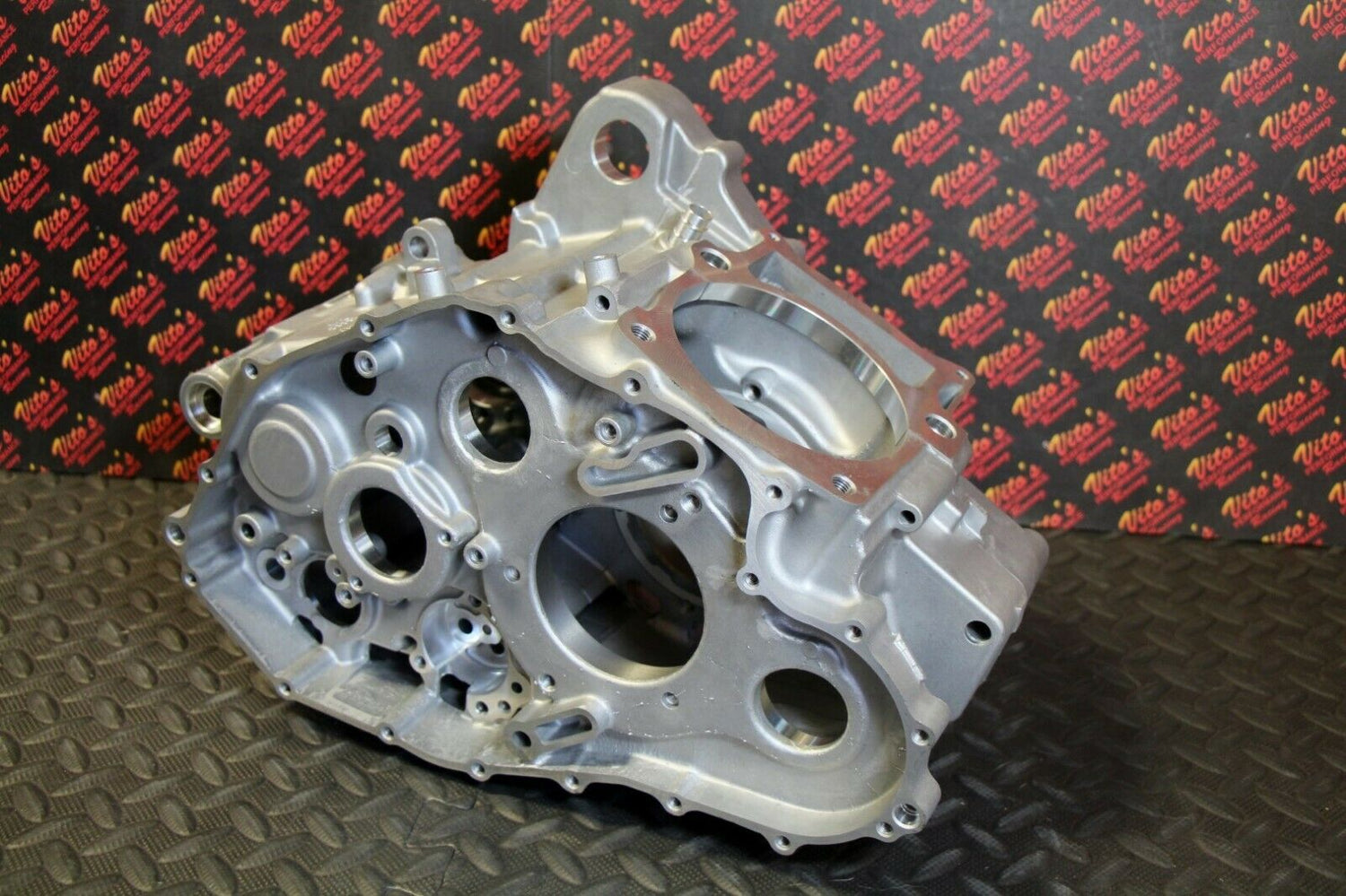 NEW Cases crankcase Yamaha Raptor 700 700R Genuine OEM factory 2006-2012 2