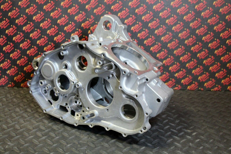 NEW OEM factory Cases engine crankcase Yamaha Raptor 700 700R Genuine 2013-2024 3