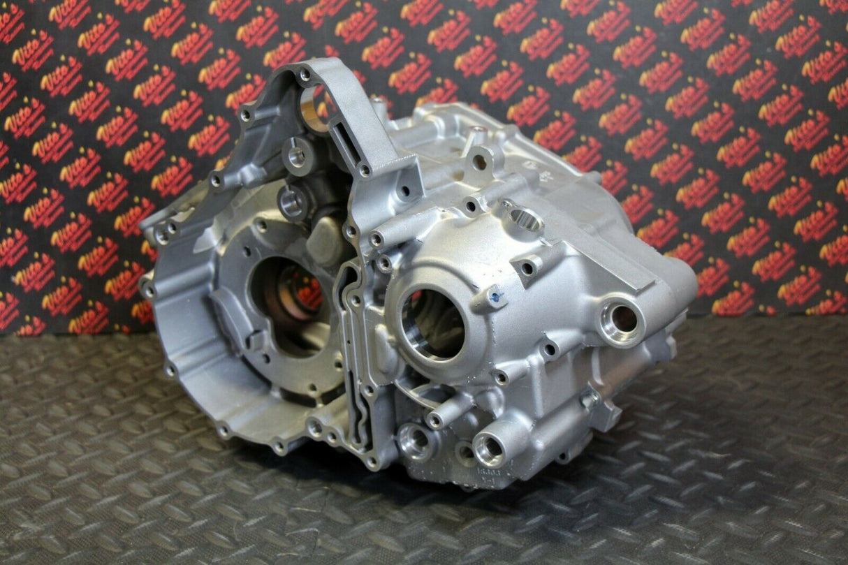NEW OEM factory Cases engine crankcase Yamaha Raptor 700 700R Genuine 2013-2024 5