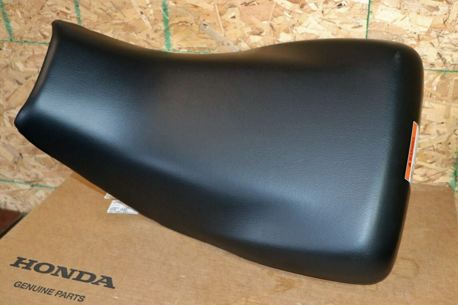 New OEM Complete Seat 2001-2004 Honda TRX 500 TRX500 Foreman ATV 2