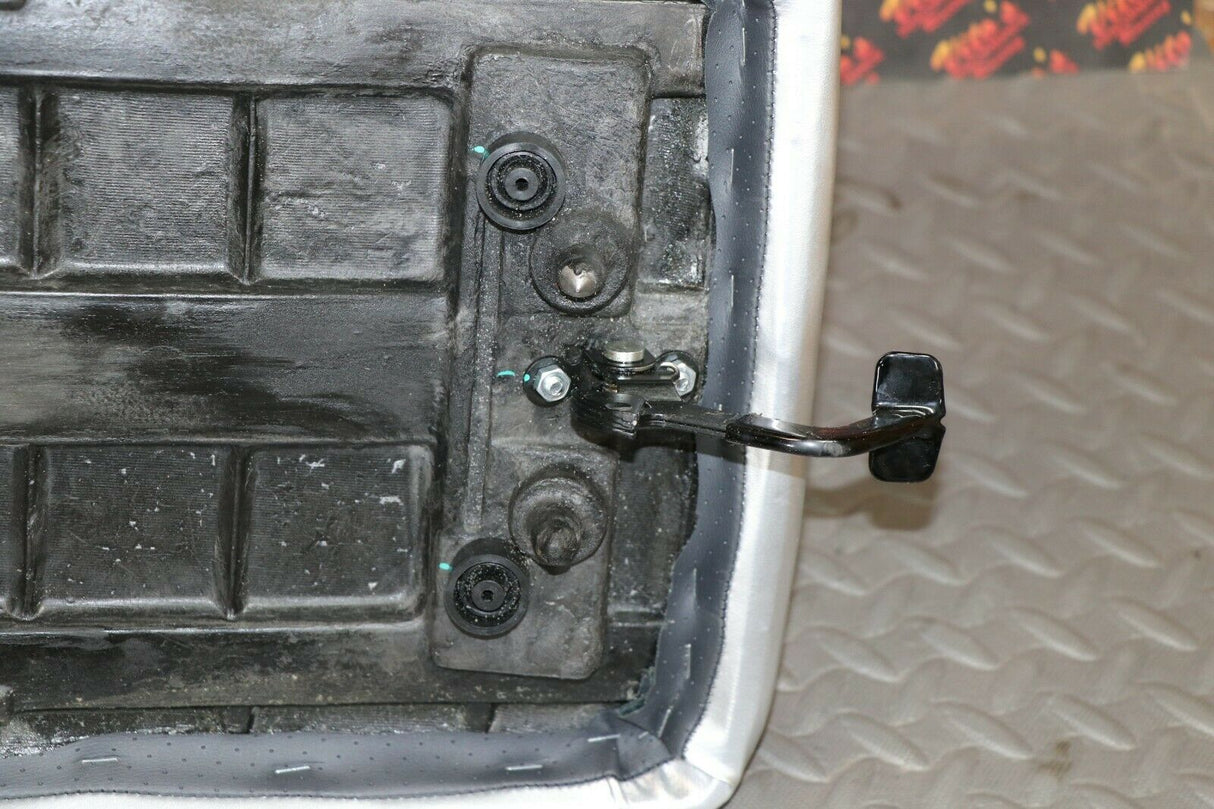 NEW Complete seat 1987-2006 Yamaha Banshee cover latch foam BLACK DIMPLE SILVER 7