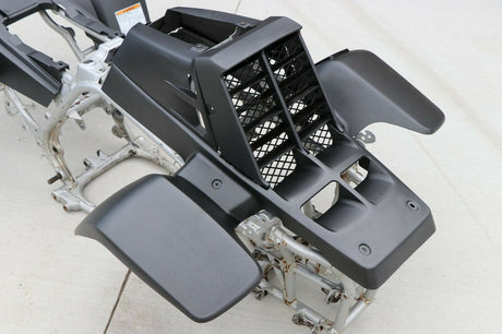 Yamaha Banshee fenders + gas tank plastic + grill plastics CARBON FIBER MATTE 3