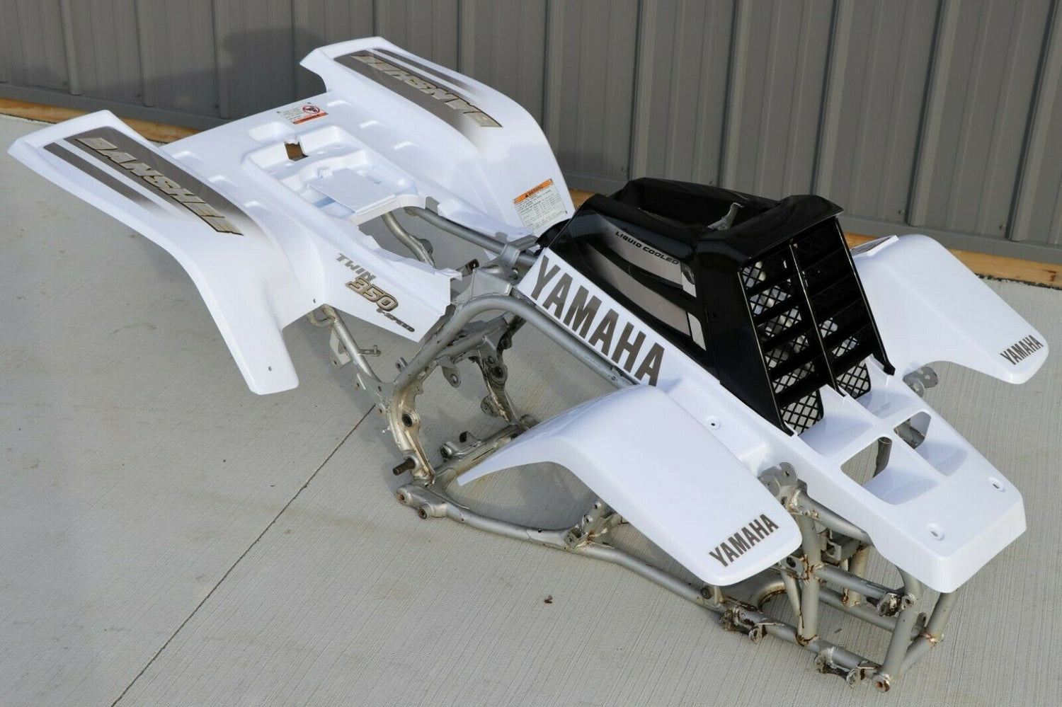 Yamaha Banshee fenders + gas tank plastic + grill + graphics WHITE  BLACK 2001 4