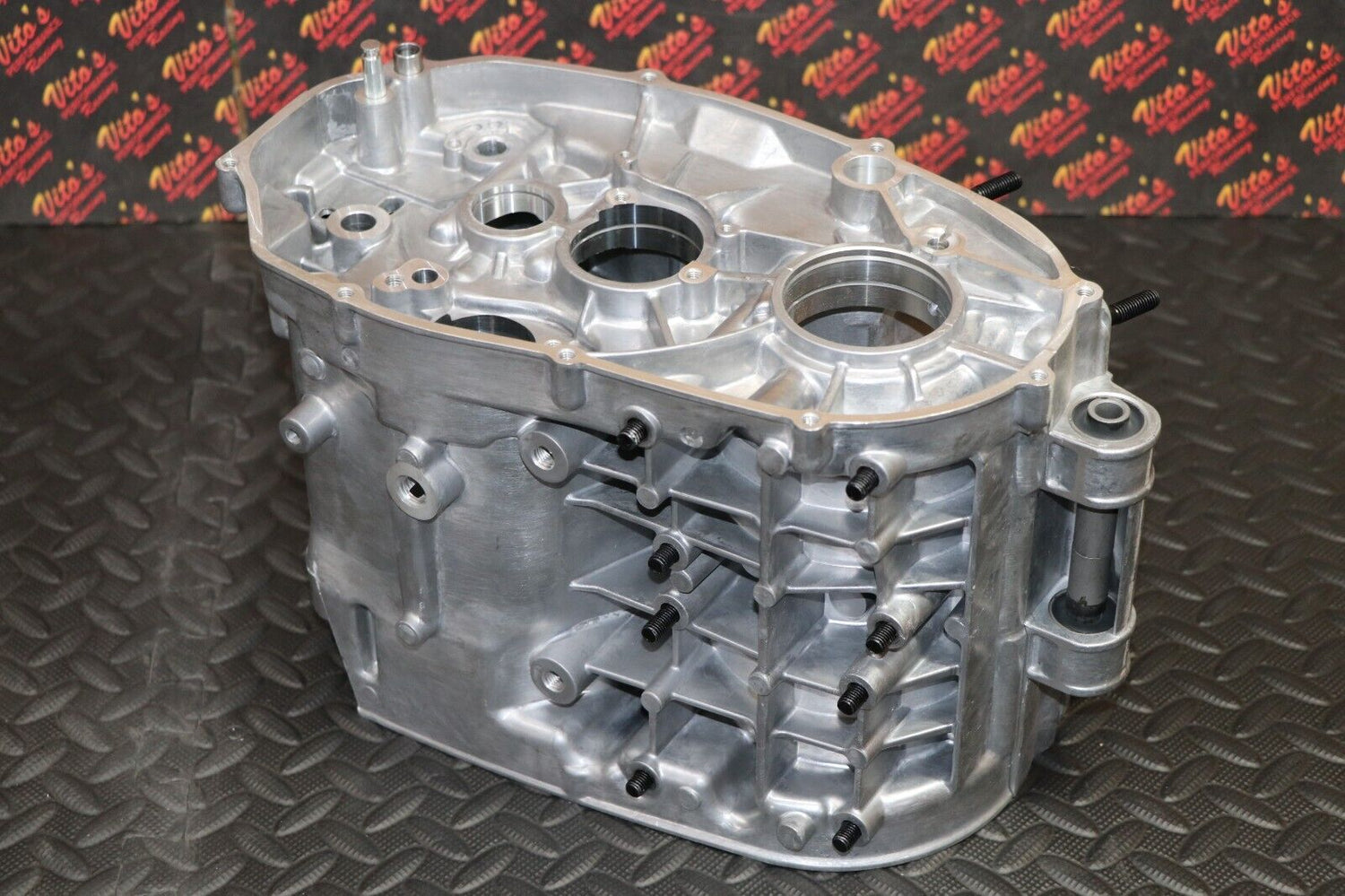 Yamaha Banshee Cases engine motor Crankcase Driveline TRENCHED for 7mm or 10mm 7