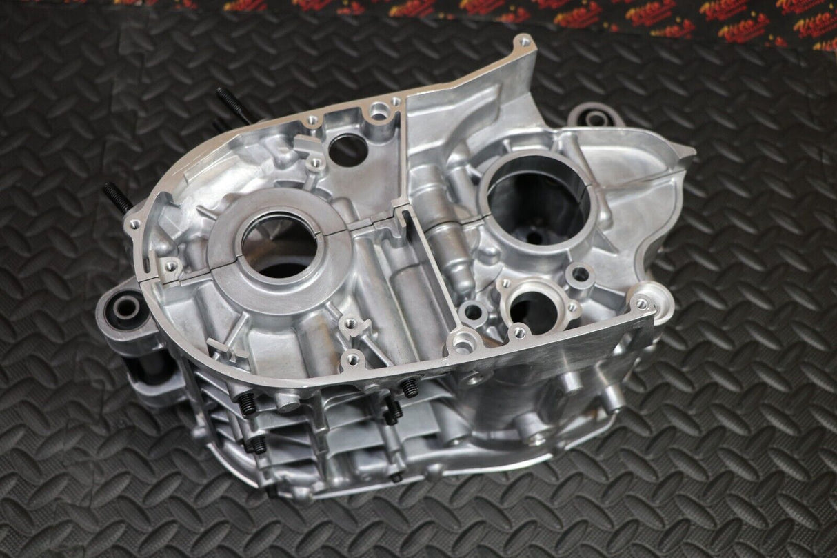 Yamaha Banshee Cases engine motor Crankcase Driveline TRENCHED for 7mm or 10mm 8