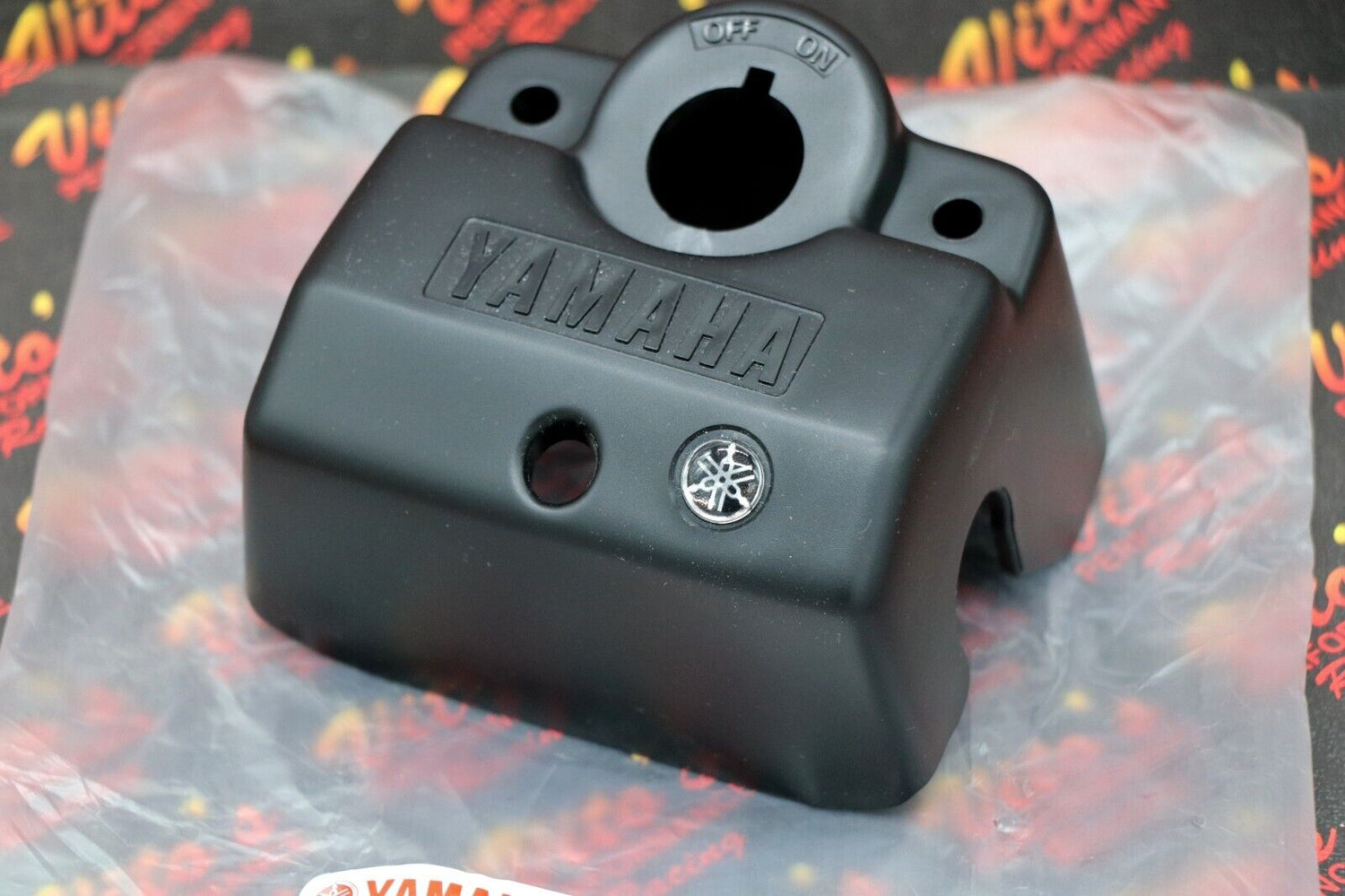 LOGO EMBLEM for handlebar key switch plastic stem cover Yamaha Banshee Blaster 2