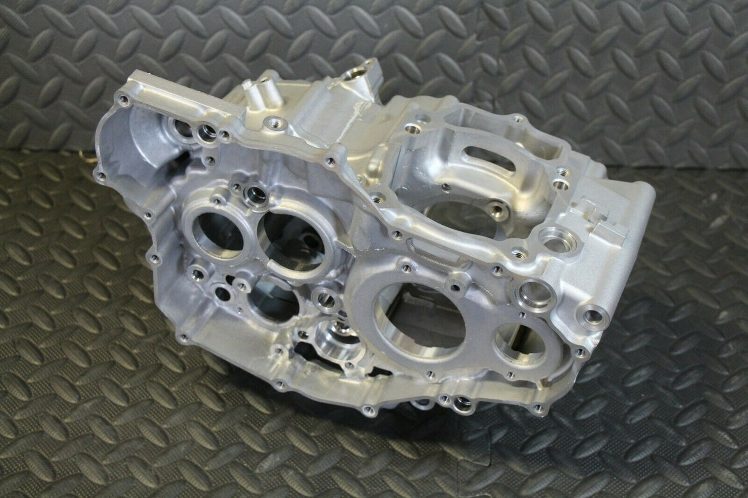 NEW Yamaha YFZ450 YFZ 450 Engine Left Right Center Cases Case YFZ 450 2004-2013 4