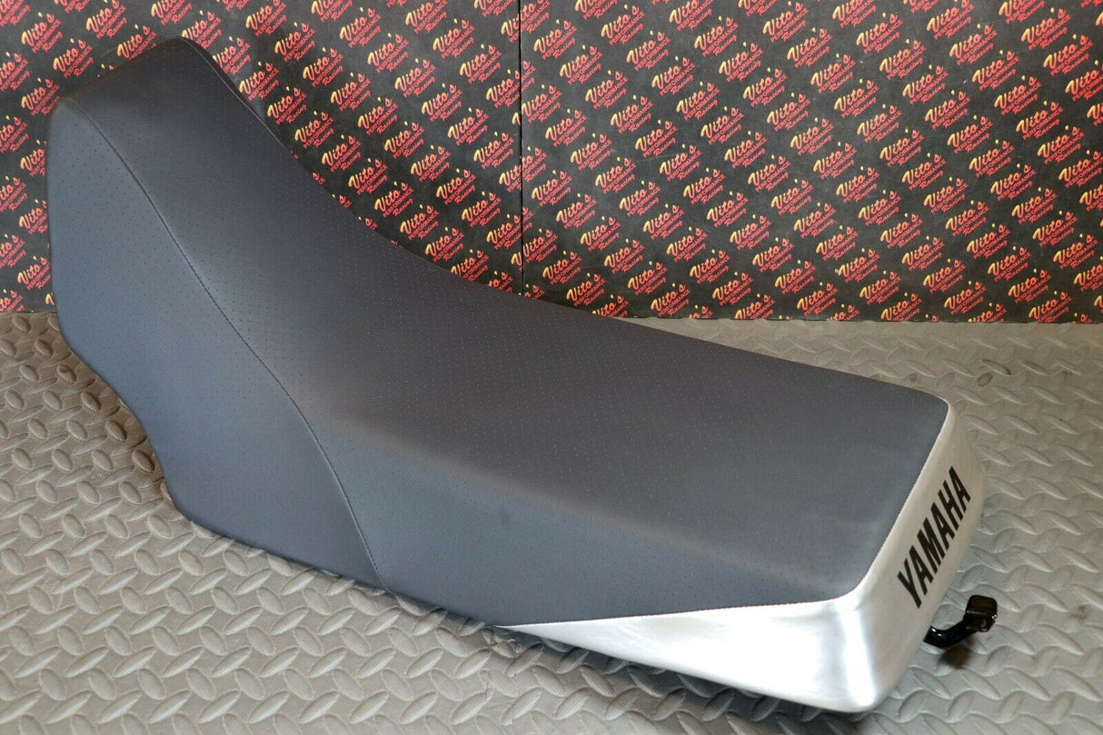 NEW Complete seat 1987-2006 Yamaha Banshee BLACK DIMPLE + SILVER + lettering 2