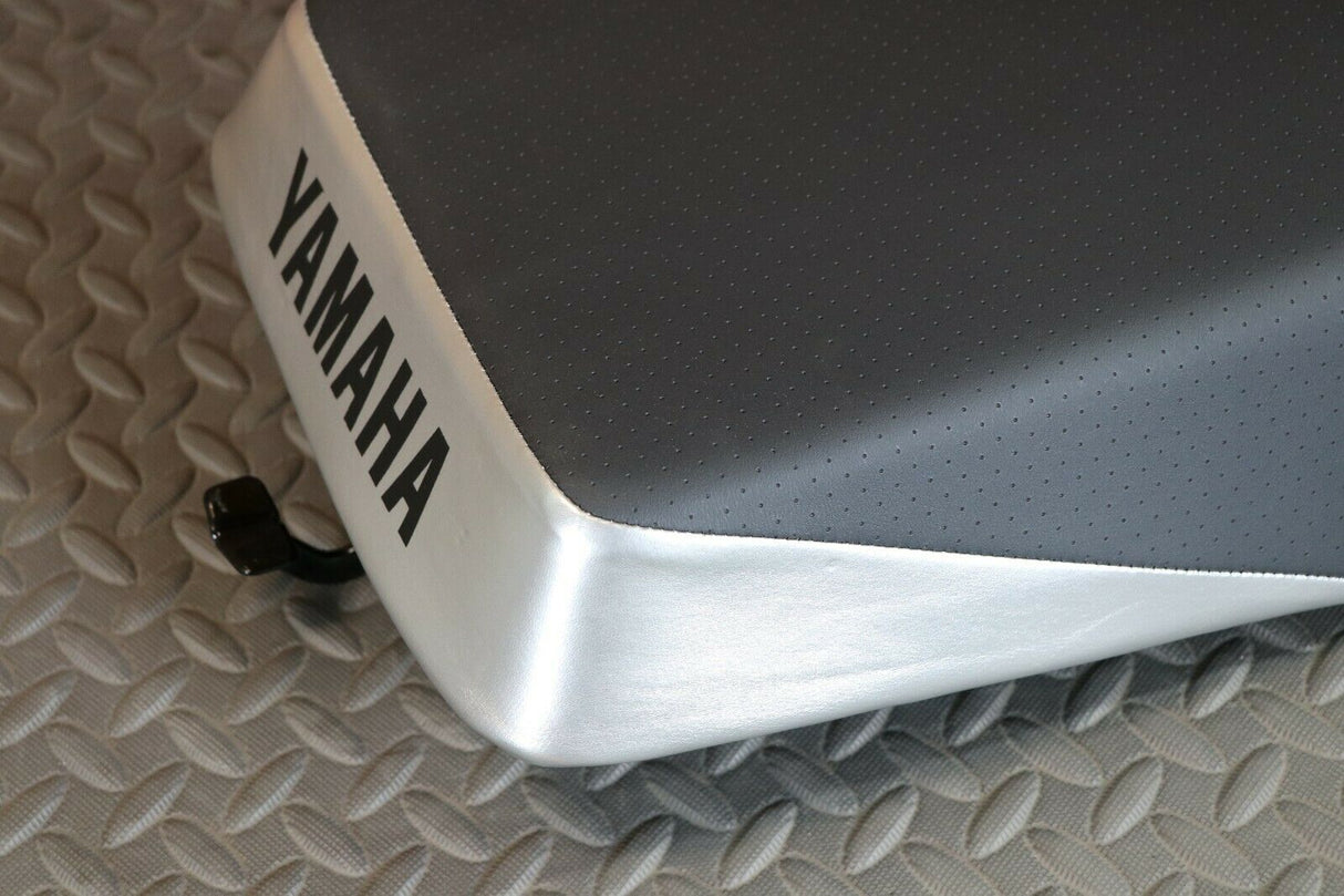 NEW Complete seat 1987-2006 Yamaha Banshee BLACK DIMPLE + SILVER + lettering 4