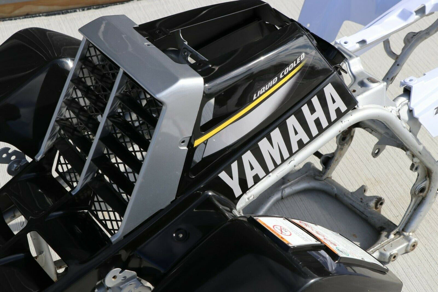 Yamaha Banshee fenders + gas tank plastic grill + graphics BLACK WHITE 2002 9