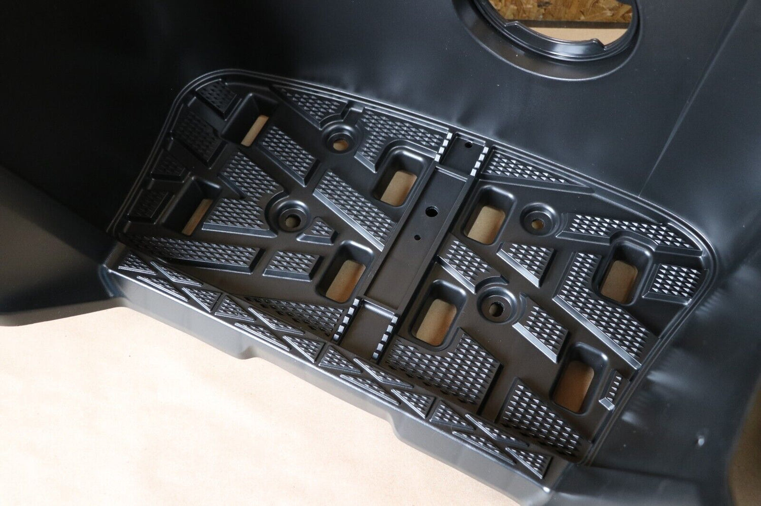 2 x OEM Floorboard footrest footwell guards L+R Yamaha Kodiak Grizzly 550 700 9