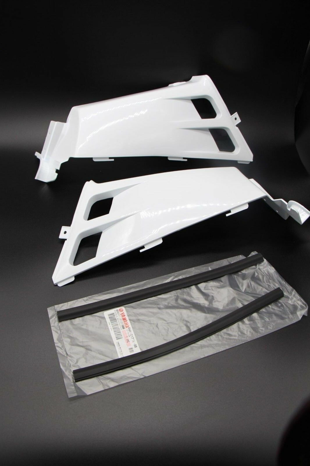 NEW Vito's Yamaha Banshee gas tank side covers plastic wrap 1987-2006 WHITE 2