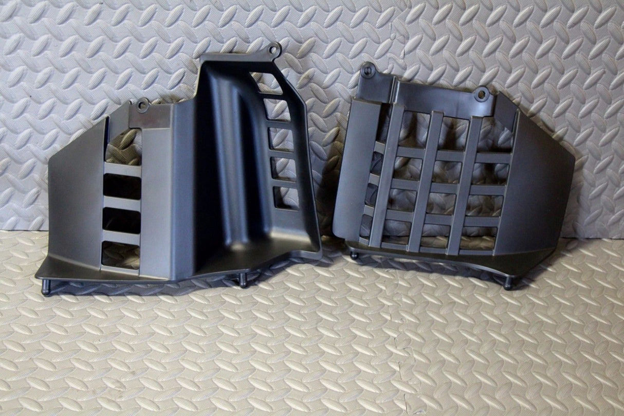 NEW Silver Heel Guards footrest Yamaha Banshee left + right nerf bars plastic 11