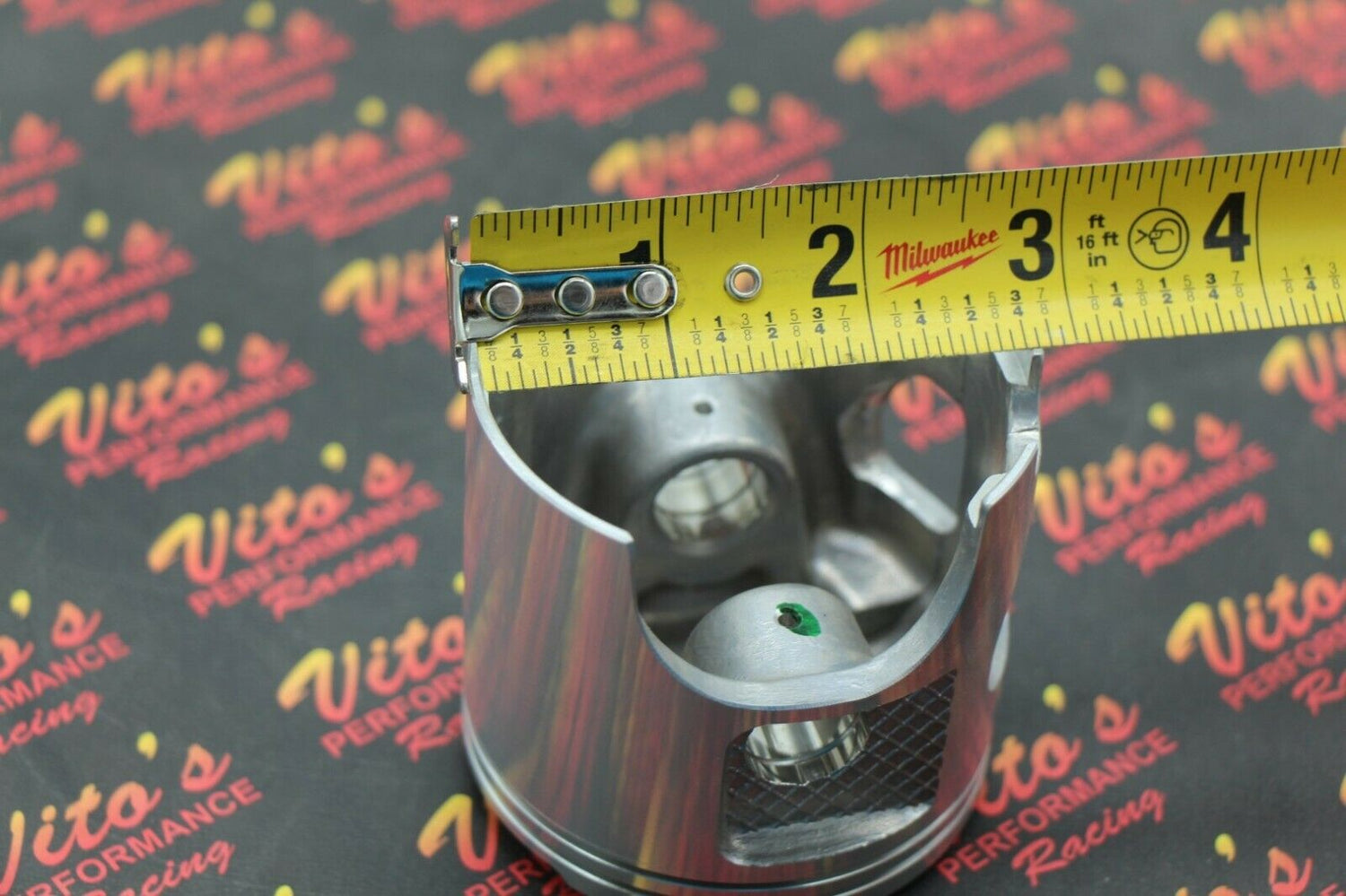 NEW PISTON ART DISPLAY??FACTORY REJECTS FOR ART PROJECTS 2.75" PISTONS - LOT OF 6 8
