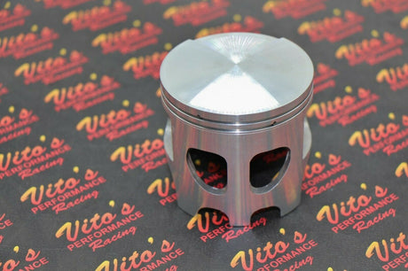 NEW PISTON ART DISPLAY??FACTORY REJECTS FOR ART PROJECTS 2.75" PISTONS - LOT OF 6 10