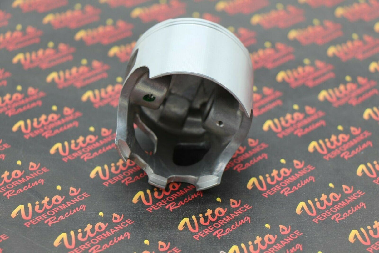 NEW PISTON ART DISPLAY??FACTORY REJECTS FOR ART PROJECTS 2.75" PISTONS - LOT OF 6 12