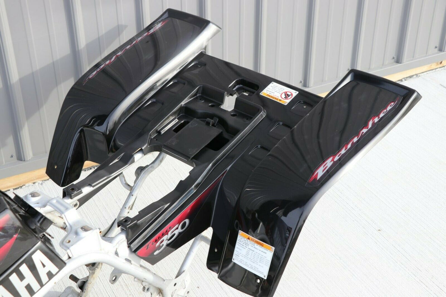 Yamaha Banshee fenders + gas tank plastic grill + graphics BLACK RED 2003 12