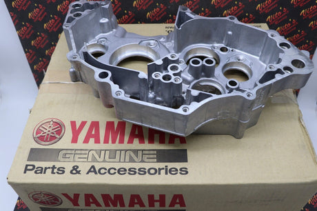 NEW Yamaha YFZ450 Engine right Cases crankcase YFZ 450 2004-09 12-13 HALF 5