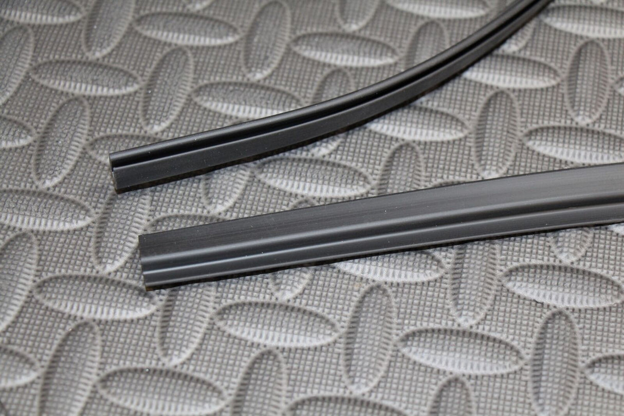 2 x OEM Gas tank side cover rubber inserts mole liner Yamaha Banshee 1987-2006 3