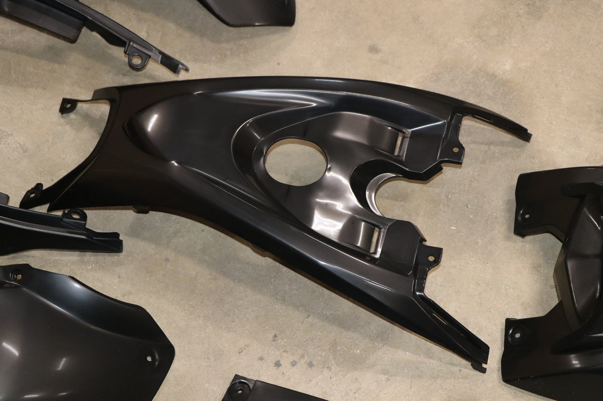 Yamaha Raptor 700 Plastics YAMAHA fenders 2006-2025 + hardware BLACK
