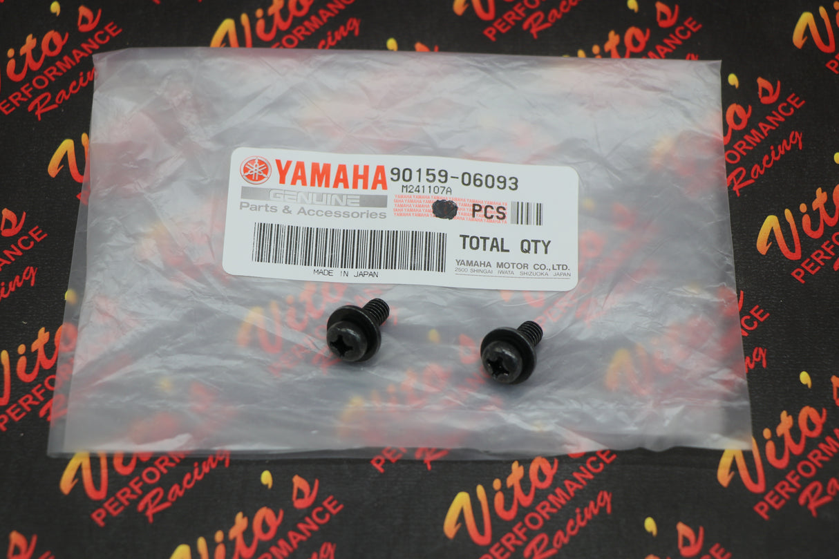 2 x OEM Factory BOLT for KEY PLASTIC HOLDER COVER Yamaha Banshee Blaster