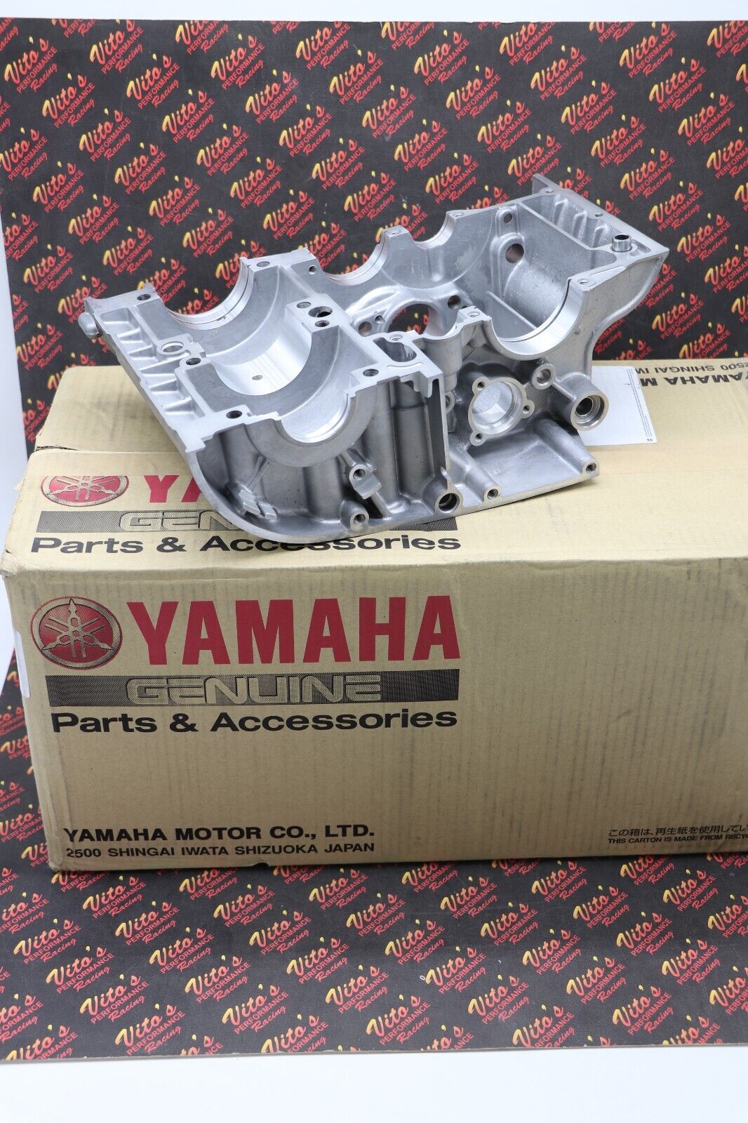 badmamajamaページ New LOWER BOTTOM Cases Crankcase OEM Factory Engine Motor