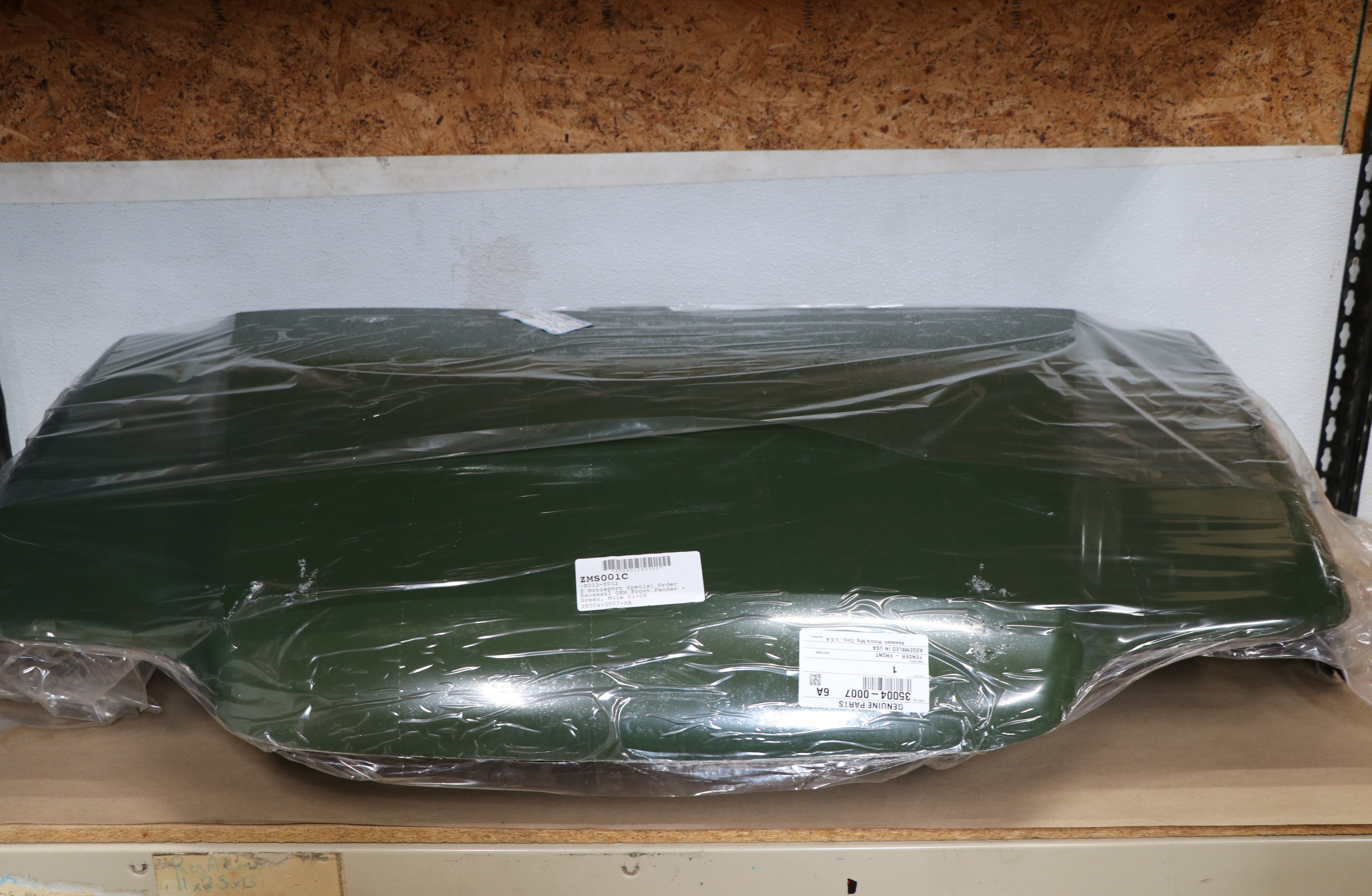 OEM Kawasaki Mule Front Hood Fender 35004-0007-6L 2001-2003 GREEN