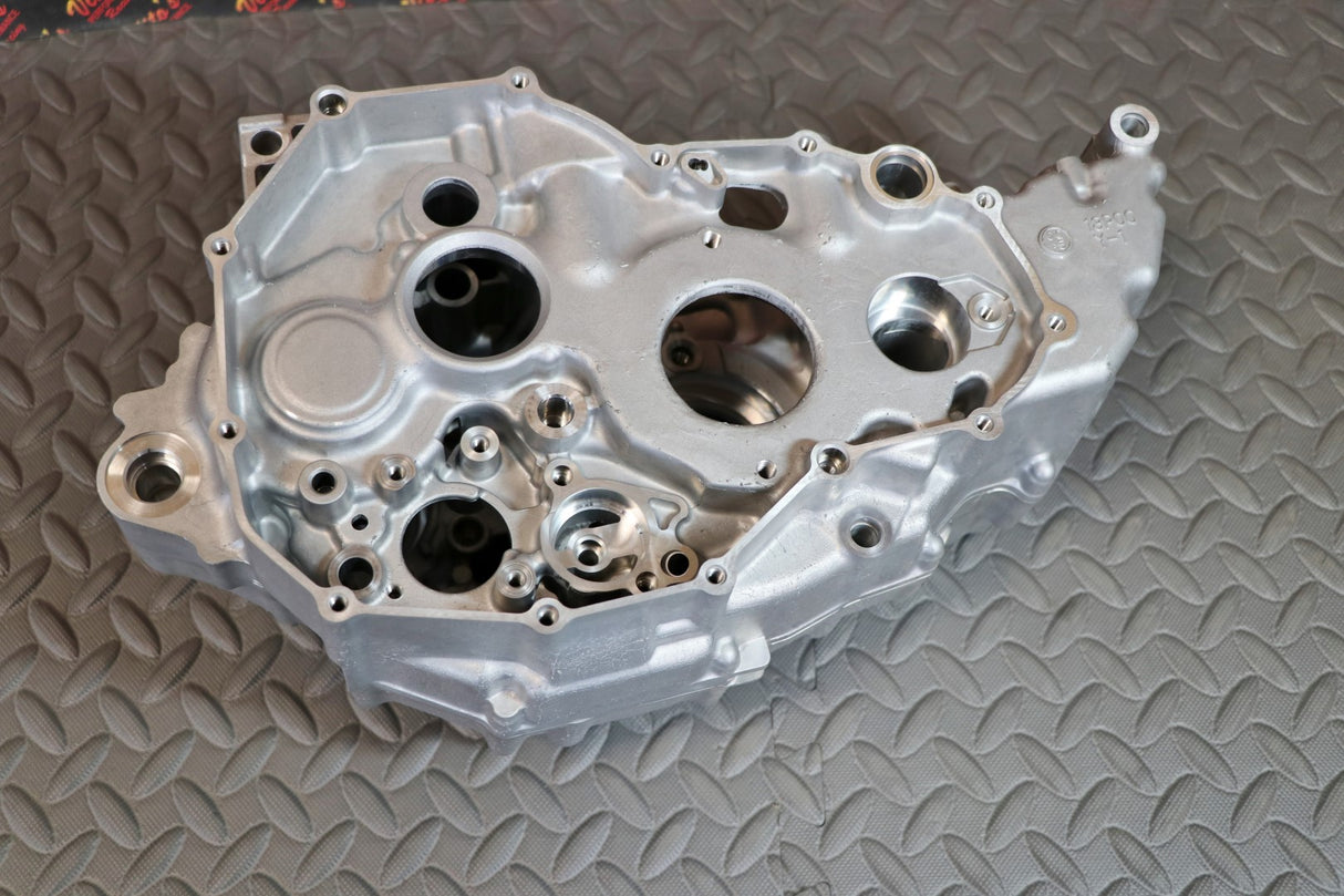 New Engine Left Right Center Cases Case Yamaha Yfz450r Yfz450x Efi 2009-2024