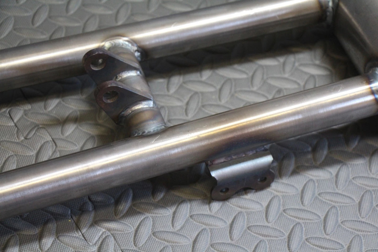 TYSON RACING Banshee swingarm round extended chromoly bearing carrier +10"
